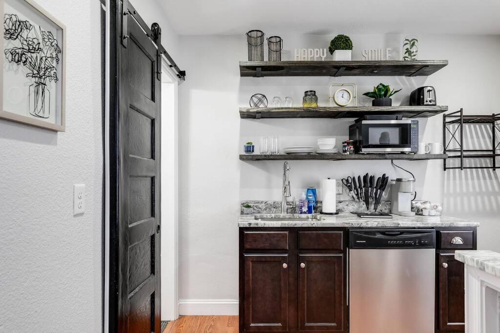 Apartamento Charming, Happy 1-Bed Oasis: Rva Retreat Awaits! Richmond Exterior foto