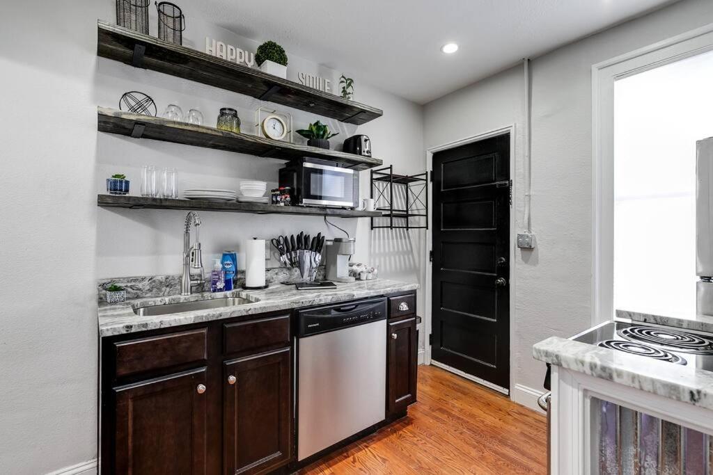 Apartamento Charming, Happy 1-Bed Oasis: Rva Retreat Awaits! Richmond Exterior foto